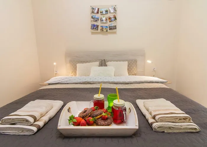 Domus Apartments Grand