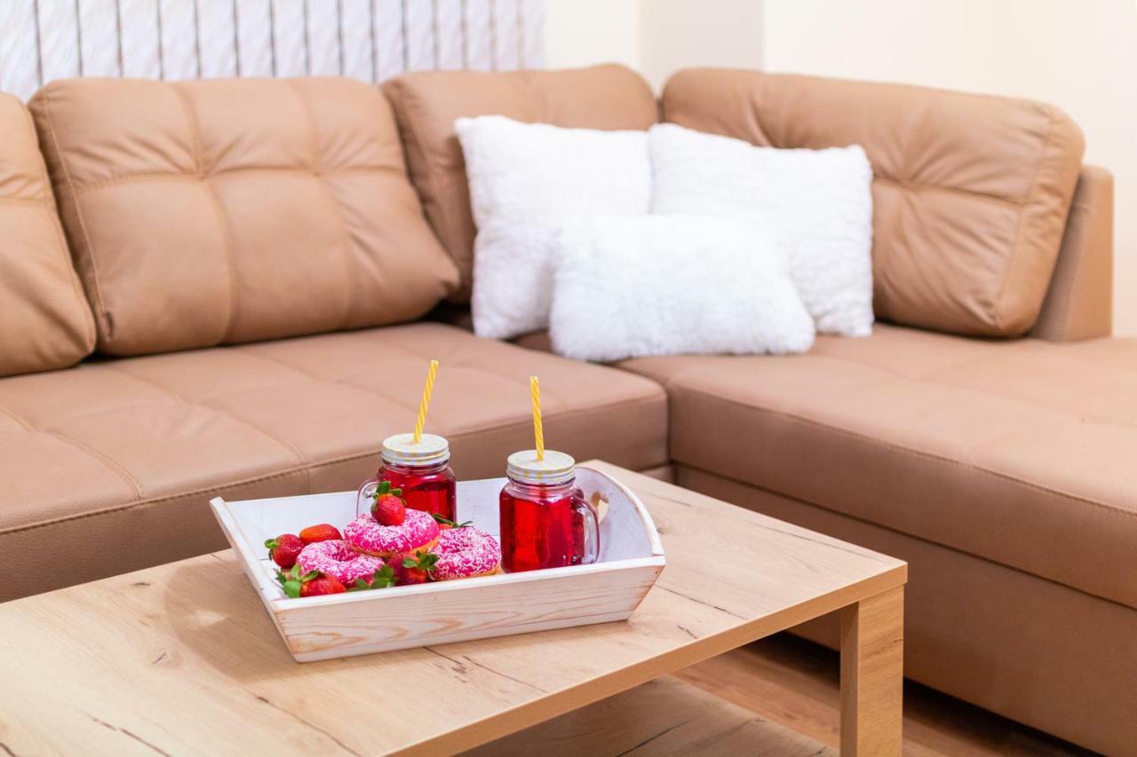 Domus Grand Apartment *